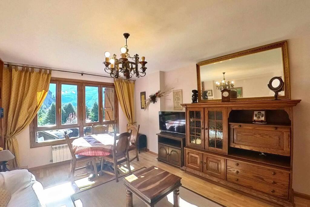Sarriales II Tucasaenlospirineos Escarrilla Dış mekan fotoğraf