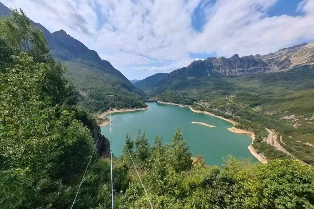 Sarriales II Tucasaenlospirineos Escarrilla Dış mekan fotoğraf